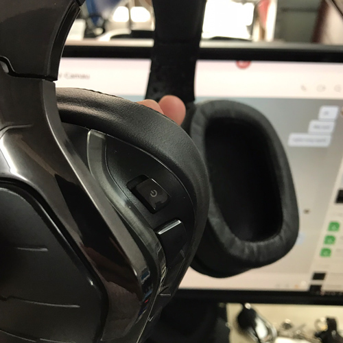 1609316948.Tai-nghe-logitech-G933_3.jpg